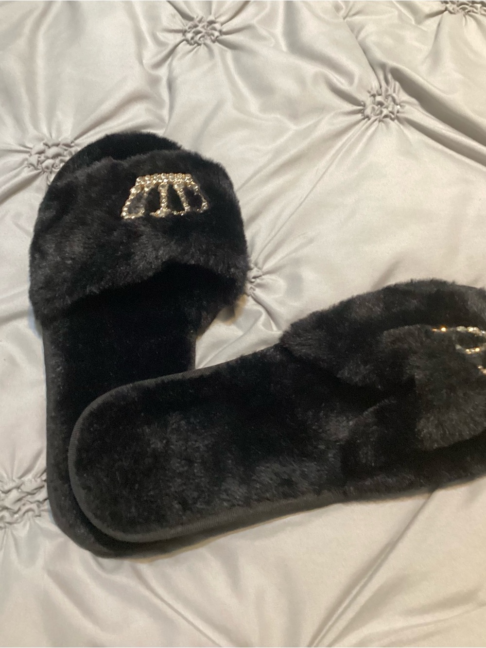 NWT - Black Faux Fur Slide Slippers w/Crystal Crown - Sz 42-43!!